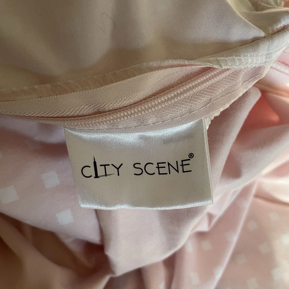 City Scene Penelope Duvet Set 2 Pillow Shams Full Double Size Pink White Squares